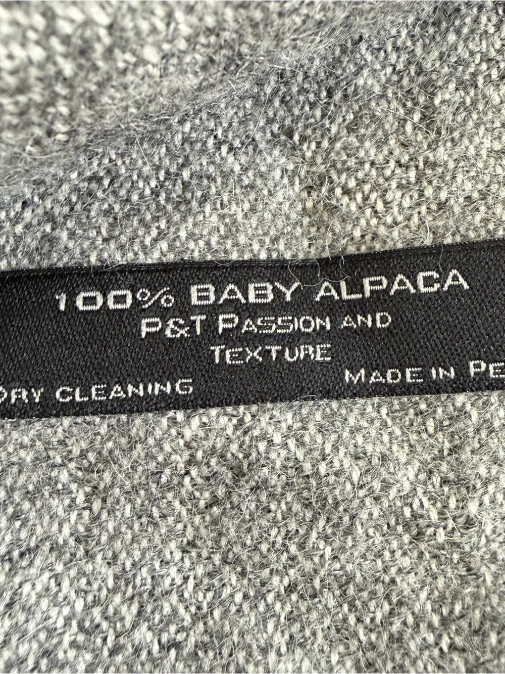 100% Baby Alpaca Scarf Gray Blue Geometric Fringe Peru Soft Luxury 64”